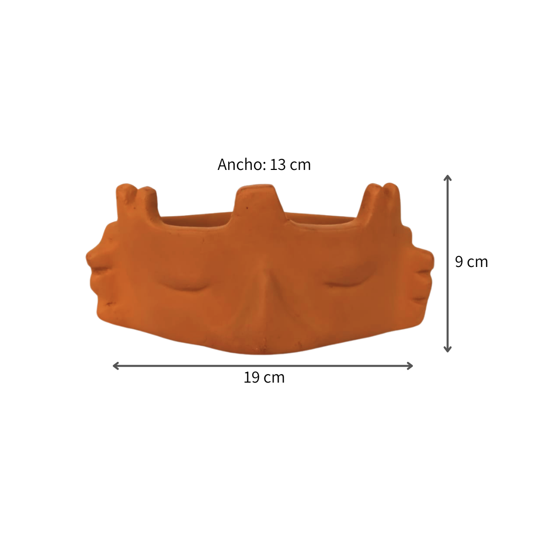 Totem pot